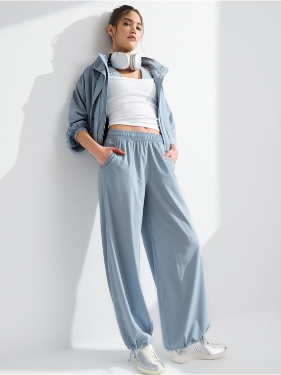 YPB Pants - NWT Abercrombie Active YPB motionTEK Convertible Balloon Pant in Blue Grey Sz S